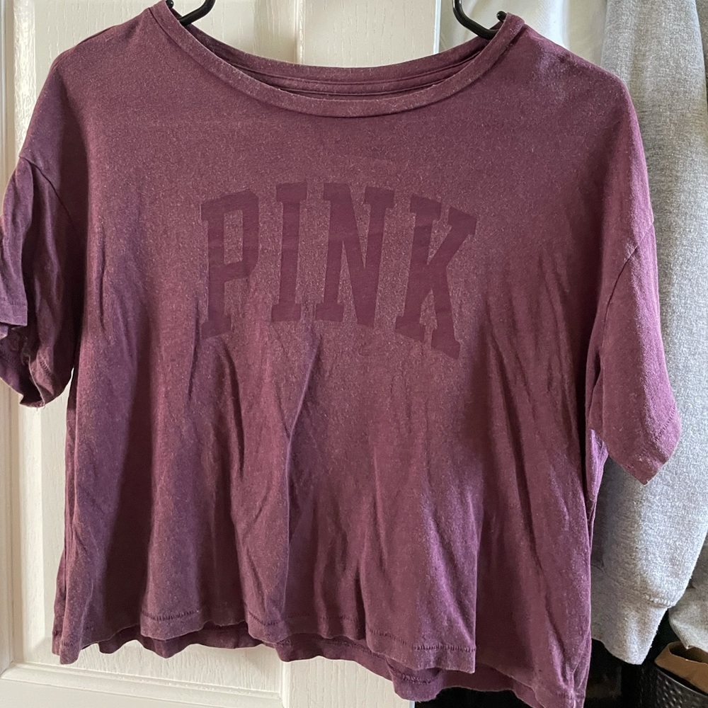 Super soft never worn Pink tee